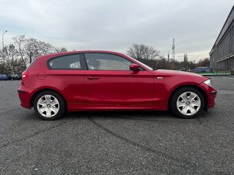 BMW řady 1 (116i) - benzin 2.0L, 90kW, rok 2009 - 9