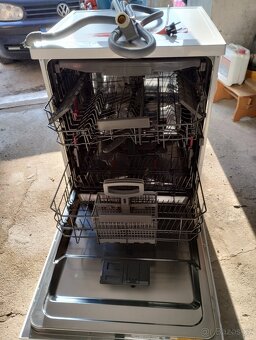 Mikrovlnka,myčka nadobi - 9