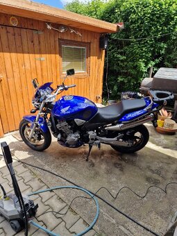 Honda hornet 900 r.v.2002 - 9