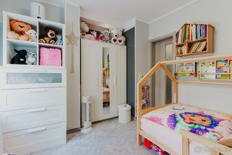 Byt 3+kk o výměře 54m2 se společnou zahradou ,Sládkova - Sva - 9
