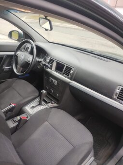 Opel Signum 2.2 direct (114KW) automat, STK - 9
