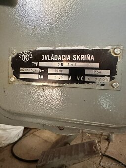 Průmyslový šicí stroj ZPA-Prešov - 9