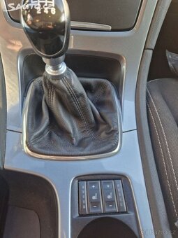 Ford Mondeo 1.6(85kw) 2011 - 9
