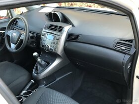Prodám Toyota Verso - 2.0 Diesel 93 Kw - 9