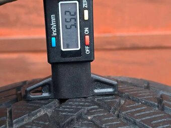 Zimní Continental 205/55/16 - 9