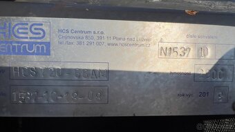 Hákový nosič kontejnerů s hydraulickou rukou Renult C480 - 9