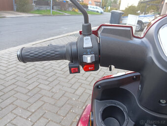 Elektrická čtyřkolka SELVO 41000Li, seniorský vozík - 9