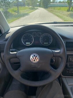 Volkswagen passat 1.6 - 9