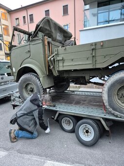 Vojenský speciál Renault R2067 4x4 - 9