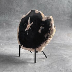 Zkamenělé dřevo na stojanu, 3.7kg - 9