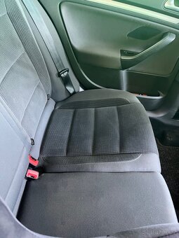 VW Golf 5 - 9