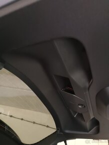 Peugeot 2008 vnitřní výplň víka kufru 5 dveří - 9
