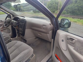Chrysler grand Voyager 2.4 LPG - 9