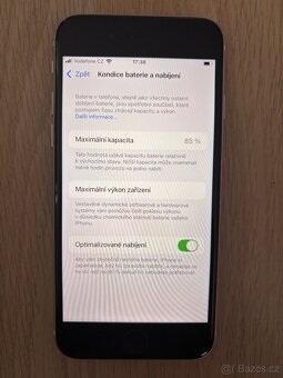 iPhone SE 2022 - 9