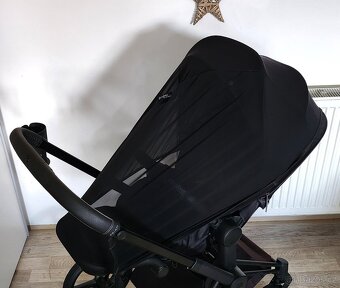 Cybex Priam 4.0 Matt Black, 3 kombinace - 9
