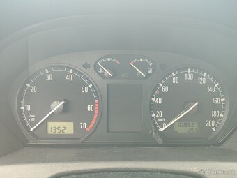 Škoda Fabia, 1.4 MPI 2000 r.v. 108 697km - 9