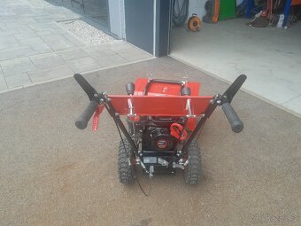 Motorový smeták VEGA 4in1 - 9