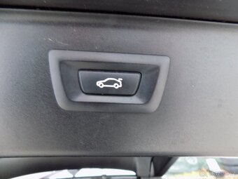 BMW Řada 5 530xDrive/M-Sport/Bi-xenon/ - 9