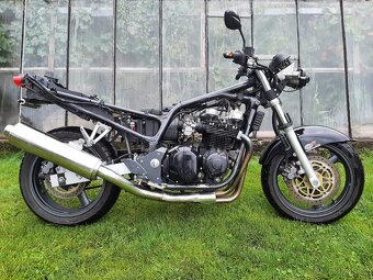 Kawasaki ZR 750 S - 9