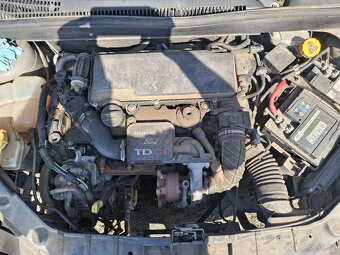FORD FUSION 1.4TDCI 50kw Automat - 9