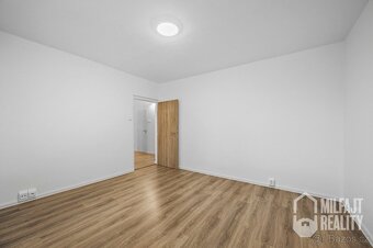 Pronájem velkého rodinného bytu 4+1, 101 m2 - Liberec XV-Sta - 9