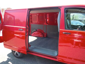 VW Transporter 1.9TDi 63kw(85hp) r.v.5/2004 - 9