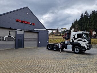 Lesovoz LESOVÚZ Volvo FMX 6x6 540 do drewna drzewa lasu stos - 9