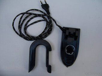 mini, skládací cestovní žeklička na 110 a 220 V - 9