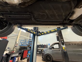 Volkswagen Golf mk1 Cabrio - 9