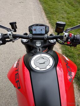 Ducati Monster - 9