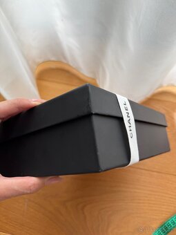 Chanel krabice a dustbag. - 9