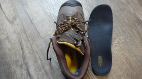 Pánské kožené outdoor boty KEEN v.42 - 9