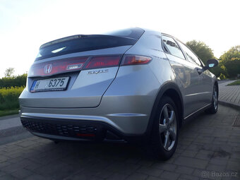Honda Civic 1.4 16V 8G - 9