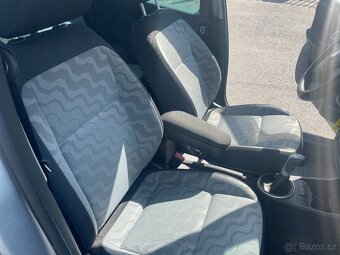 ŠKODA ROOMSTER STYLE 1.2i HTP 51KW 1Majitel ČR 2009 - 9