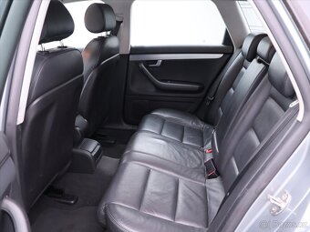 Audi A4 3,0 TDi Quattro Automat Kůže (2005) - 9
