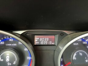 Prodám Hyundai ix35 2,0 4X4 - 9