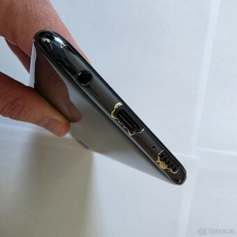 Samsung A40 mobilní telefon - 9
