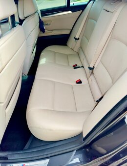 BMW 530d xDrive Touring | M paket | M Performance volant | N - 9