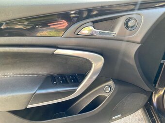 Prodáme Opel Insignia 2.0cdti, 4x4 Combi, Automat: - 9