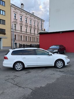 Volkswagen Passat, 2.0TDI 103KW Automat serviska Ojeté, 9/20 - 9