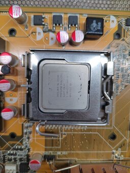 MB ASUS P5KR S775 Intel core2duo - 9