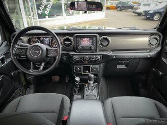Jeep Wrangler - 9