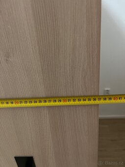 Skříň s botníky - 9