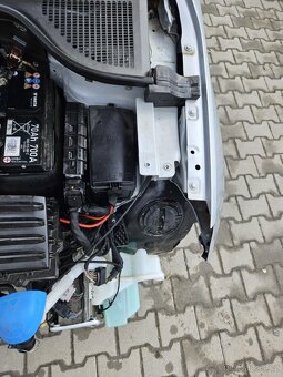 Škoda Karoq Facelift 2023/2.0 TDI 4X4 DSG/DPH/28tKM/Pojízné. - 9