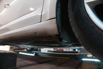 Škoda Octávia 3 combi 1,6 tdi - 9