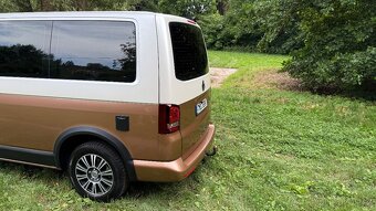 Volkswagen T5.1 Camper 2.0 TDI - 9