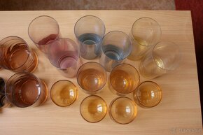 Sklo a porcelán různe prodám prvnich 20fotek - 9