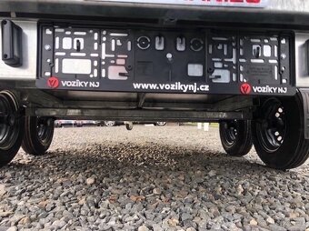 Přívěsný vozík dvouosý 345x145cm, plachta, 750kg, 130km/h - 9