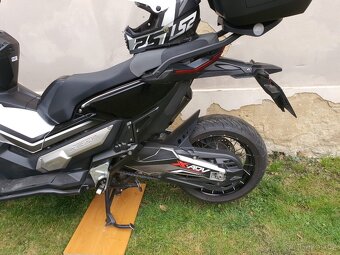 Honda X-ADV 750 - 9