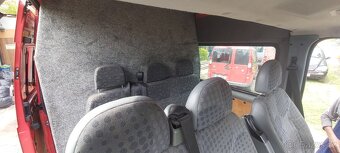 Ford Transit 2.2 TDCi 81Kw MiniBus 6.míst Naj:192 793km STK - 9